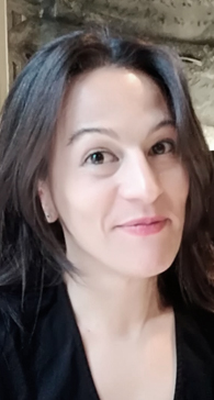 LAURA MANZANO